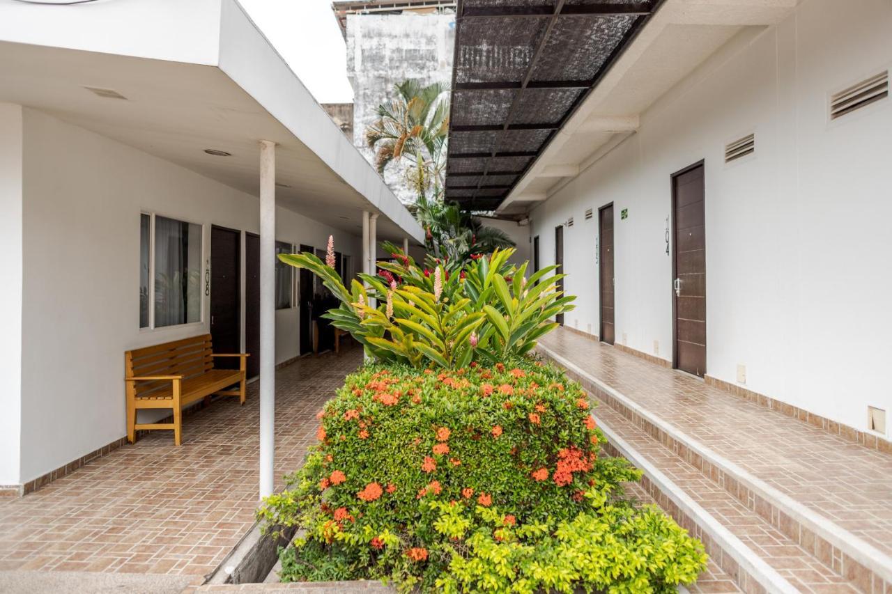 Hotel Manantial Melgar Torre 2 Luaran gambar