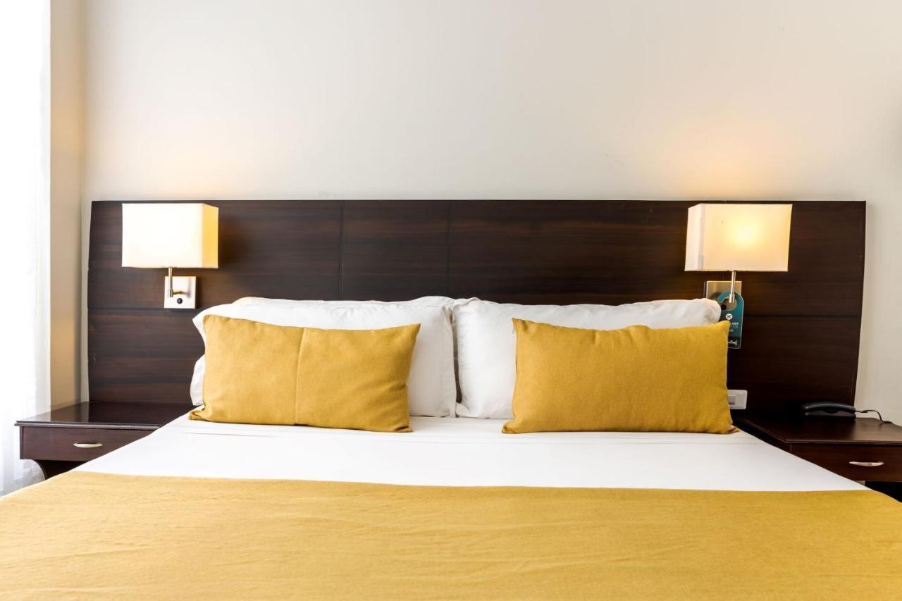 Hotel Manantial Melgar Torre 2 Luaran gambar